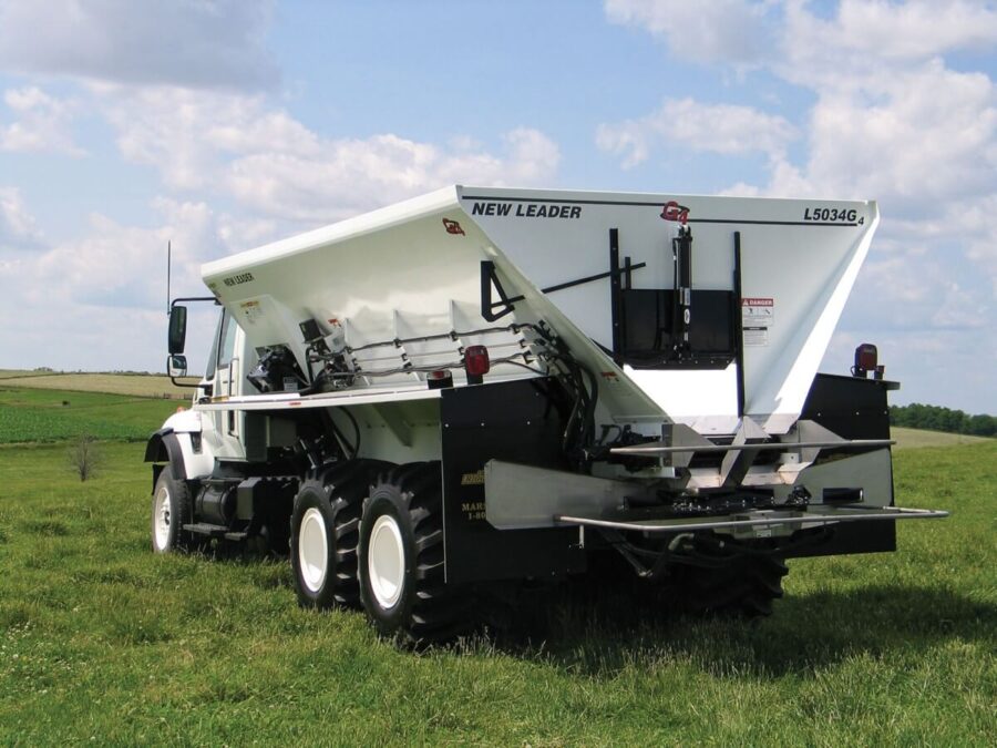 L5034 G4 Compost Spreader | New Leader