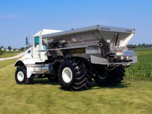 L4000 ag lime spreader truck